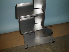 beverage liquor wine rolling floor display 